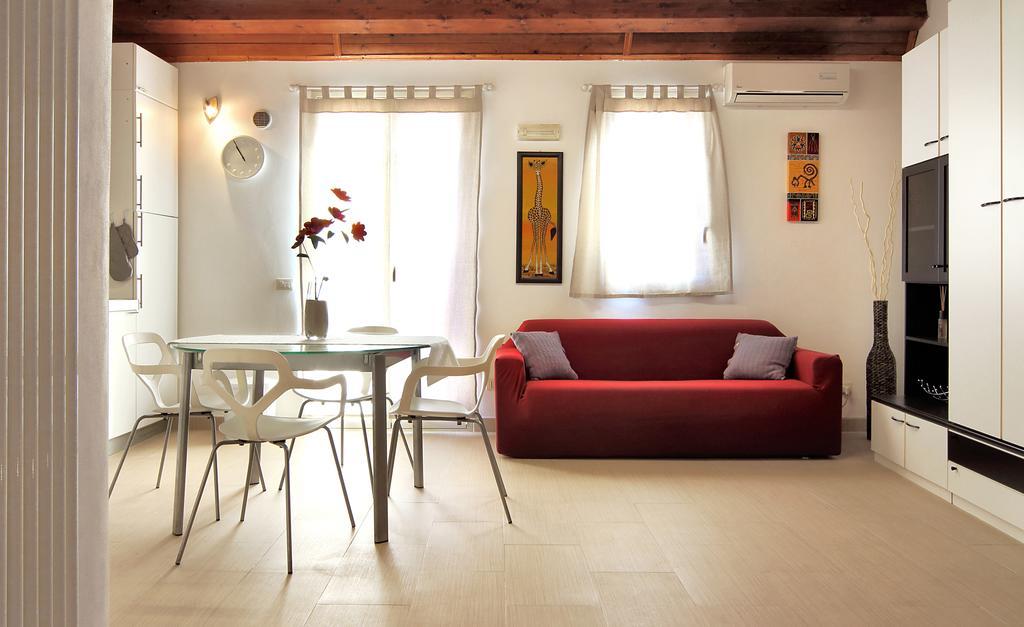 Your Second Home Ragusa Pokoj fotografie